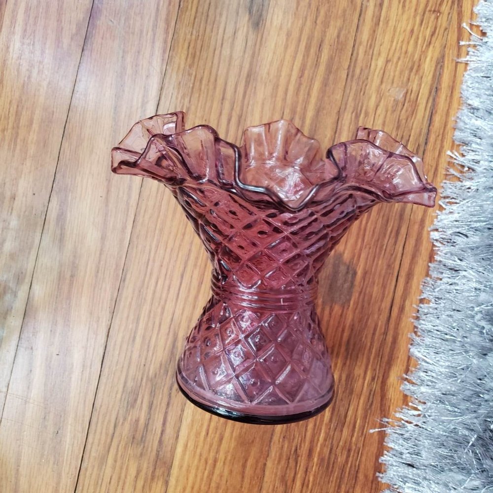 Vintage purple ruffled top glass vase
